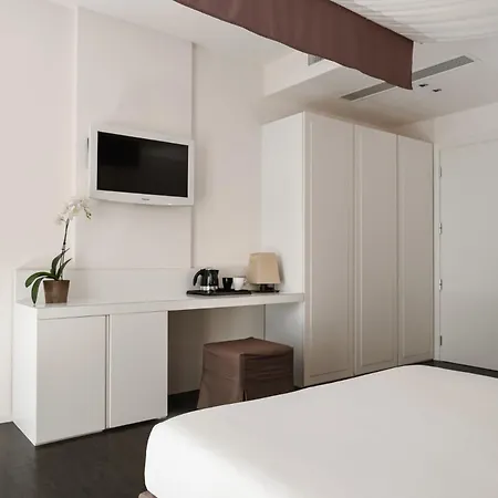 Ines Hotel